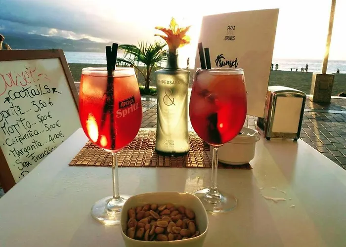 Sunny Near Canteras 公寓